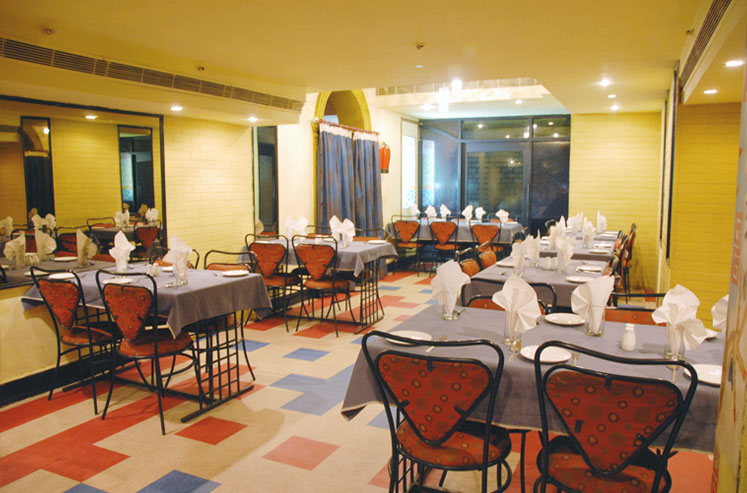 Anaicha Hotel Kanpur Restaurant